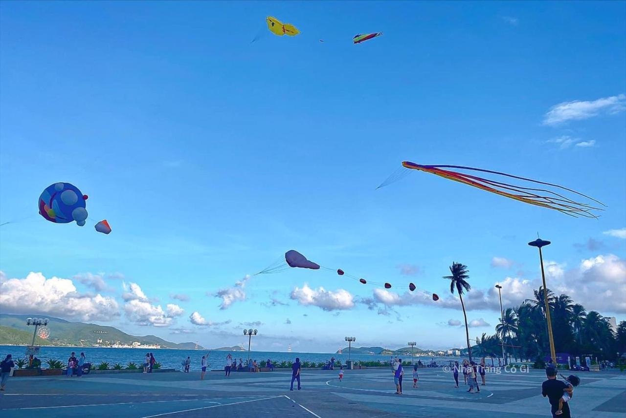 Can Ho Panorama Nhin Toan Canh Bien Nha Trang Exterior photo